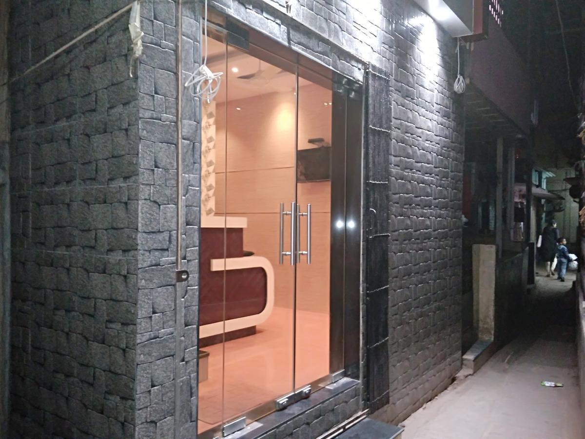 Hotel Avenue Residency Мумбай Екстериор снимка