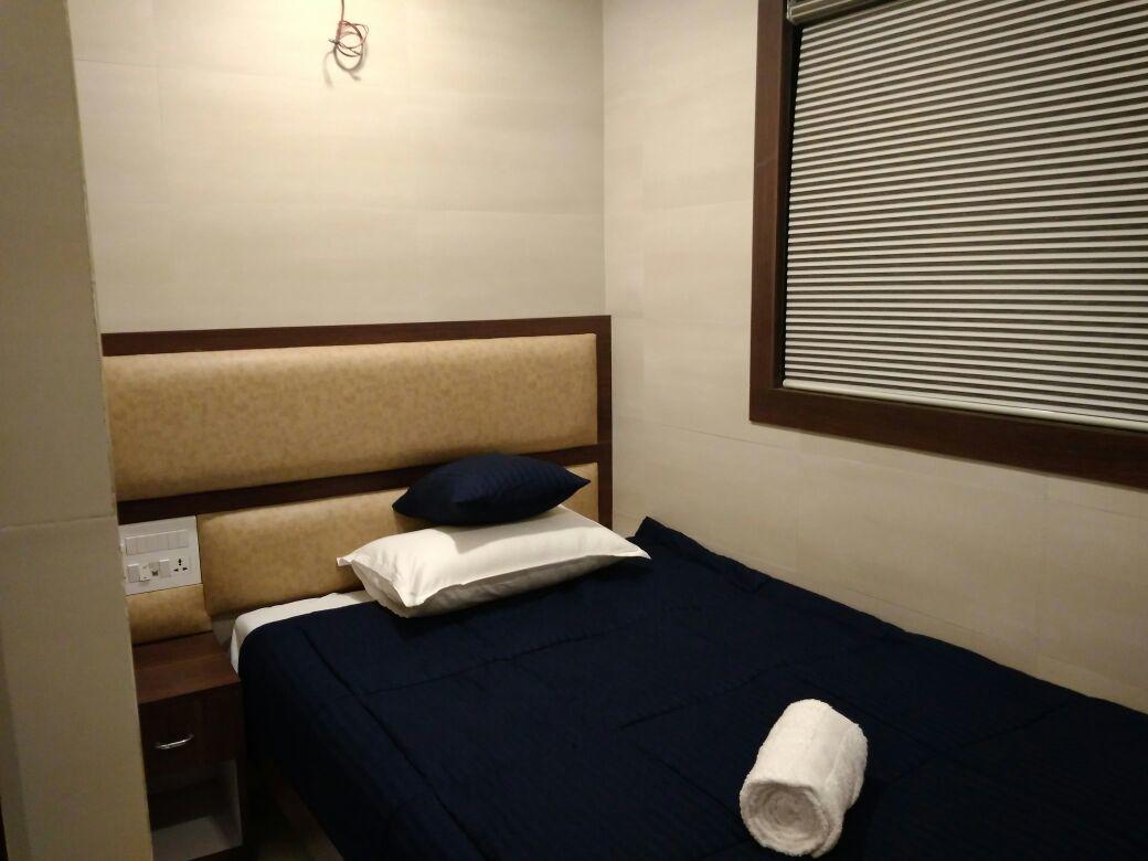 Hotel Avenue Residency Мумбай Екстериор снимка